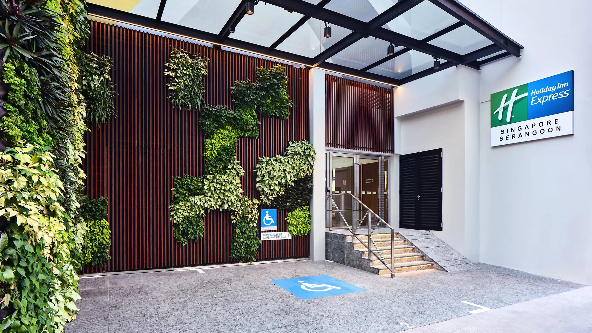 Holiday Inn Express Singapore Serangoon By Ihg